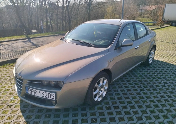 Alfa Romeo 159 cena 10600 przebieg: 271000, rok produkcji 2006 z Rzeszów małe 37
